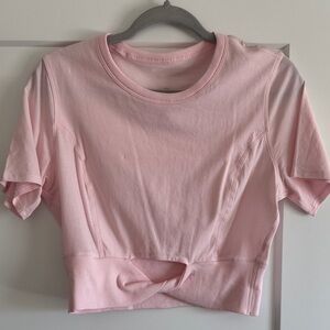 Lululemon cropped strawberry milkshake tee